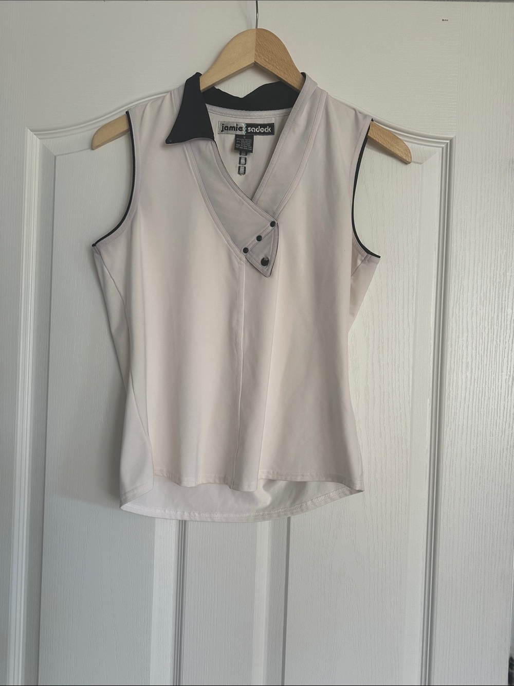 jamie sadock Sleeveless V-Neck Tank in Light Pink with Black Trim
